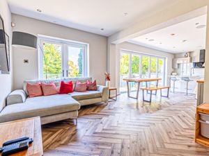 Photo 10- click for photo gallery